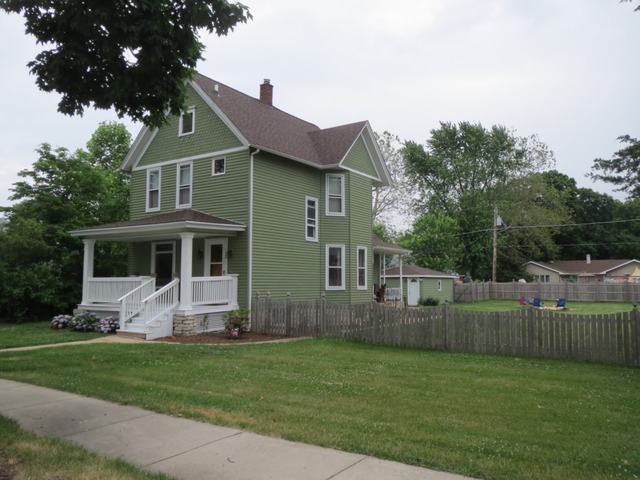 208 Massasoit St, Minooka, IL 60447 photo 2