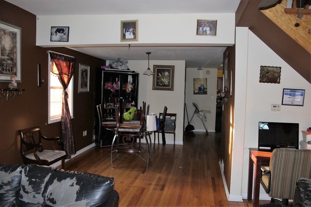 1142 Front St, Aurora, IL 60505 photo 5