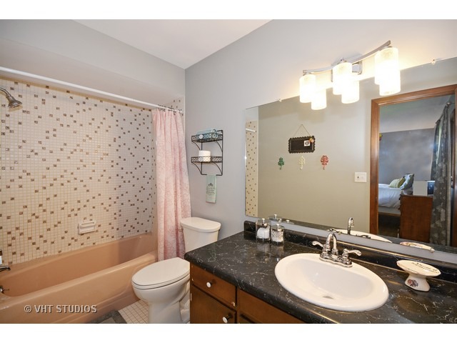 1601 Meadows Rd, Geneva, IL 60134 photo 12