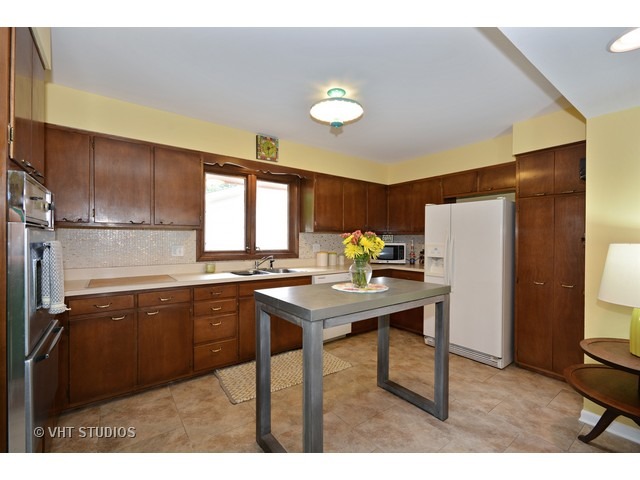 1601 Meadows Rd, Geneva, IL 60134 photo 7