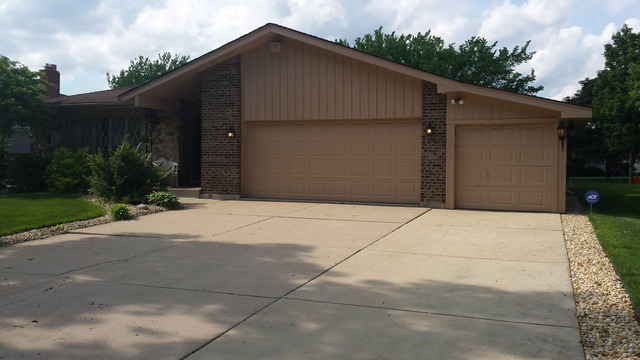 7333 Exner Rd, Darien, IL 60561 photo 1