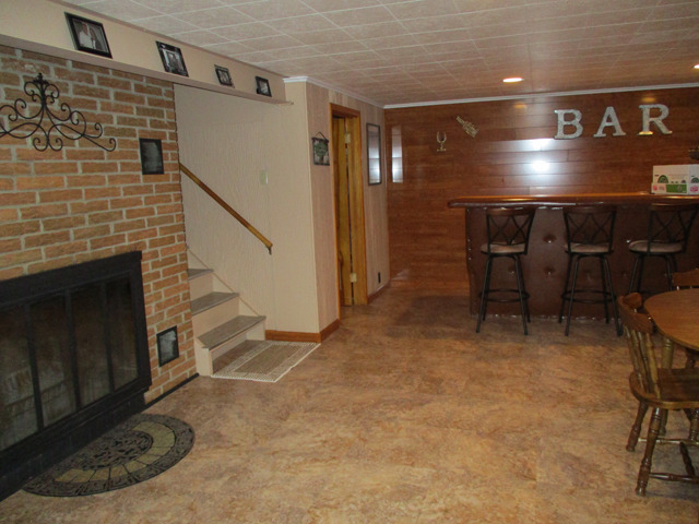 1516 11th St, Peru, IL 61354 photo 8