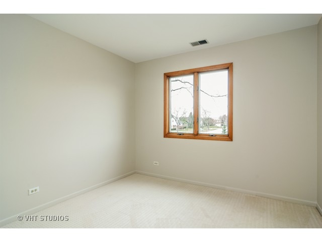 3575 Winston Dr, Hoffman Estates, IL 60192 photo 16