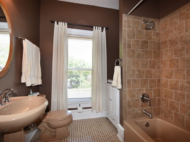 519 E 10th St, Lockport, IL 60441 photo 20