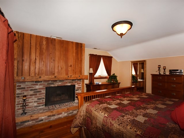 519 E 10th St, Lockport, IL 60441 photo 13