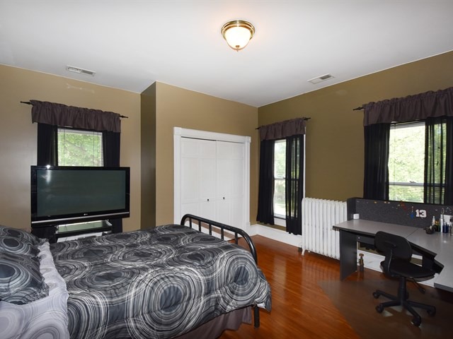 519 E 10th St, Lockport, IL 60441 photo 18