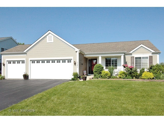 1171 Sawmill Ln, Algonquin, IL 60102 photo 1