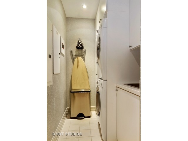 159 E Walton Pl #12A, Chicago, IL 60611 photo 21