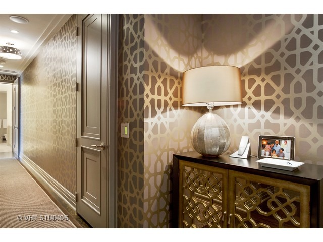 159 E Walton Pl #12A, Chicago, IL 60611 photo 13
