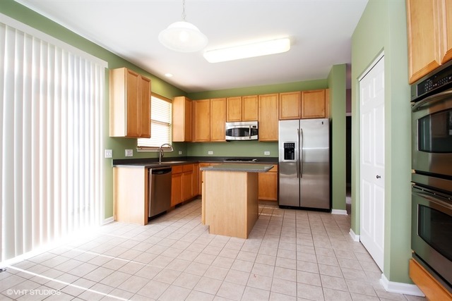 2260 S Raymond Rd, Round Lake, IL 60073 photo 5