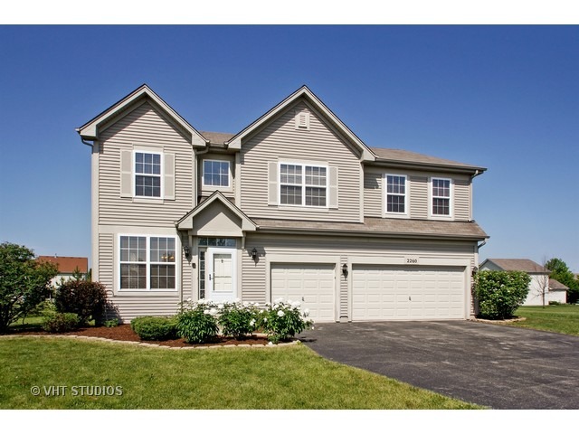 2260 S Raymond Rd, Round Lake, IL 60073 photo 1