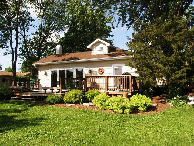 923 N River Rd, Mchenry, IL 60051 photo 1