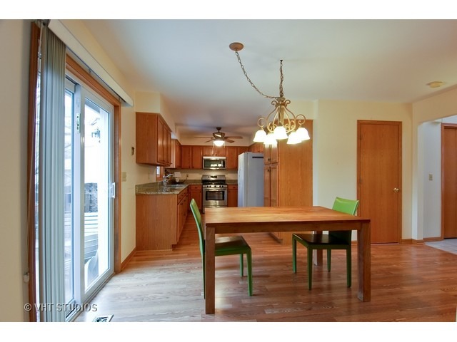 3077 Barnstable Ct, Aurora, IL 60504 photo 5