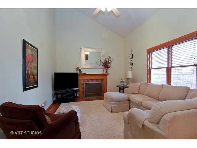 3077 Barnstable Ct, Aurora, IL 60504 photo 8