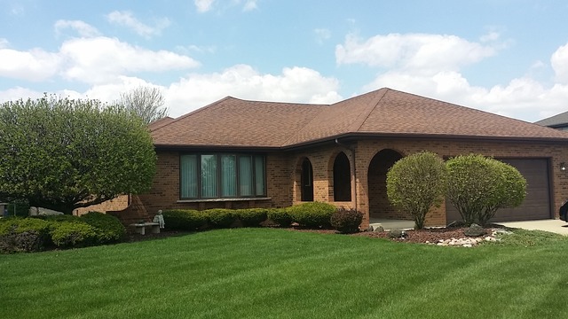 18804 Dickens Dr, Mokena, IL 60448 photo 1
