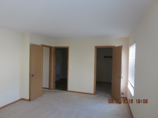 2776 Yellowstone Dr, Aurora, IL 60503 photo 8