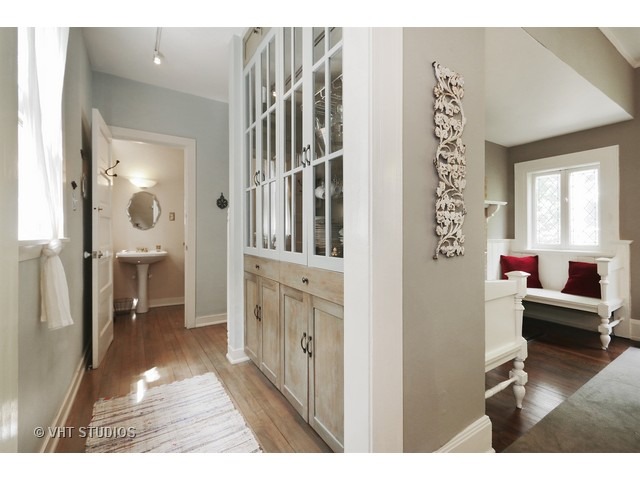 1232 Forest Ave, Evanston, IL 60202 photo 9