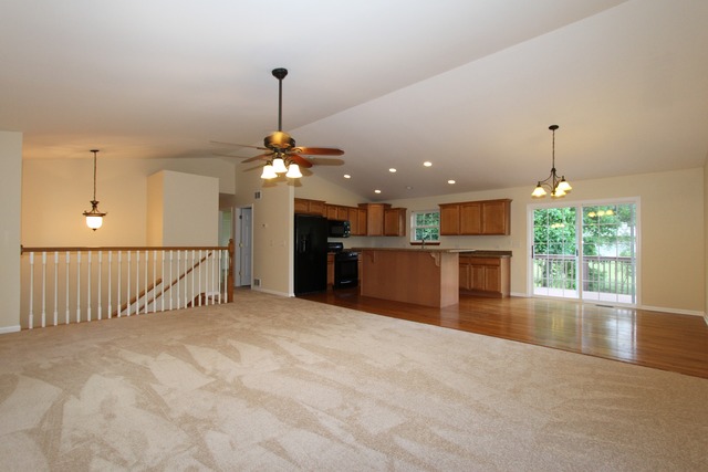 808 Annabelle St, Mchenry, IL 60051 photo 6
