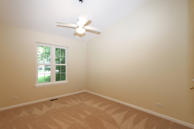 808 Annabelle St, Mchenry, IL 60051 photo 12