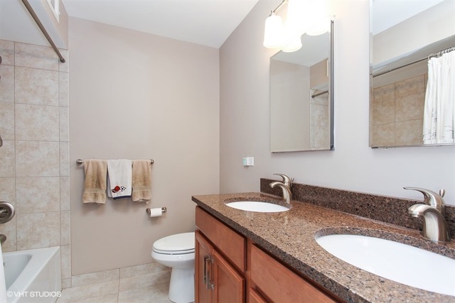 1230 Kenton Rd, Deerfield, IL 60015 photo 15