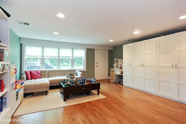 1230 Kenton Rd, Deerfield, IL 60015 photo 10
