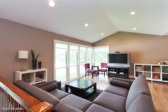 1230 Kenton Rd, Deerfield, IL 60015 photo 3
