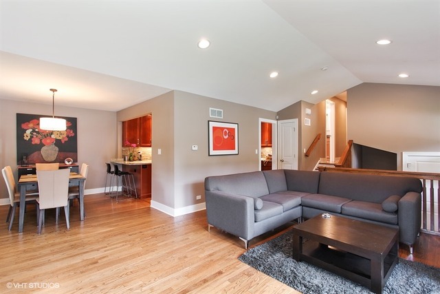 1230 Kenton Rd, Deerfield, IL 60015 photo 5