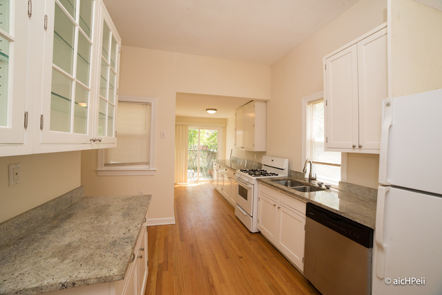 2463 E 74th Pl, Chicago, IL 60649 photo 7