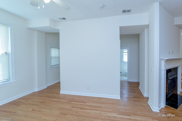 2463 E 74th Pl, Chicago, IL 60649 photo 4