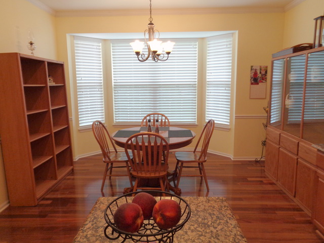 719 Tahoe Trl, Elgin, IL 60124 photo 13