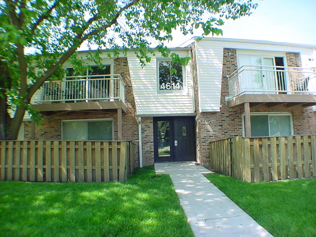 4614 Euclid Ave #2C, Rolling Meadows, IL 60008 photo 1