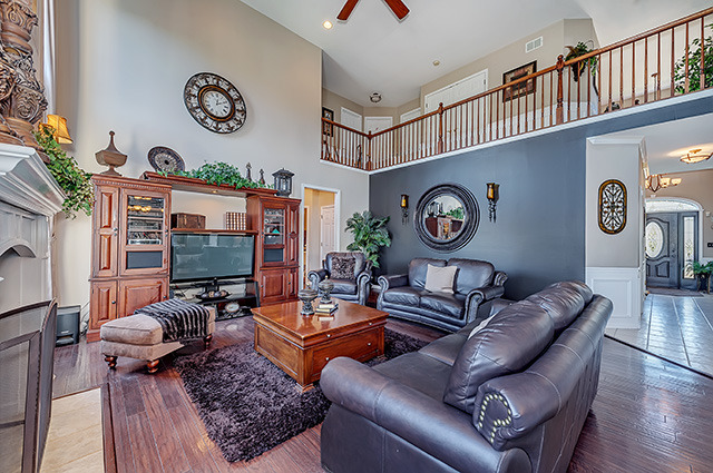 1415 Whitefence Rd, Bartlett, IL 60103 photo 4