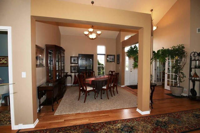 6715 Burning Tree Cir, Mchenry, IL 60050 photo 5