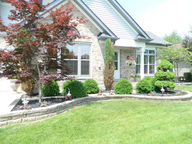 790 Harmon Blvd, Hoffman Estates, IL 60169 photo 2