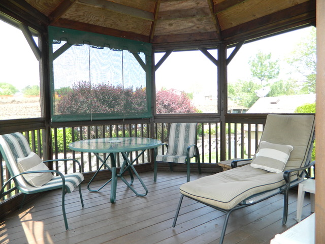 790 Harmon Blvd, Hoffman Estates, IL 60169 photo 24