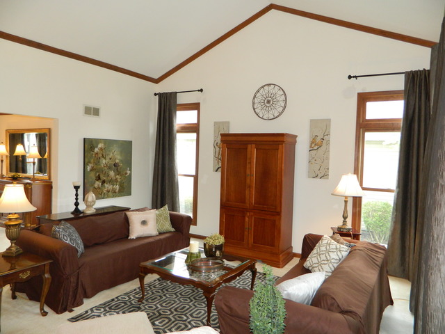 790 Harmon Blvd, Hoffman Estates, IL 60169 photo 5