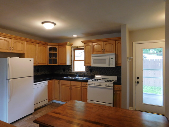 1420 N River Rd, Mchenry, IL 60051 photo 11