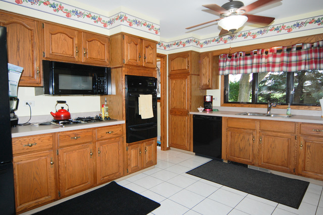 125 S Jane Dr, Elgin, IL 60123 photo 5