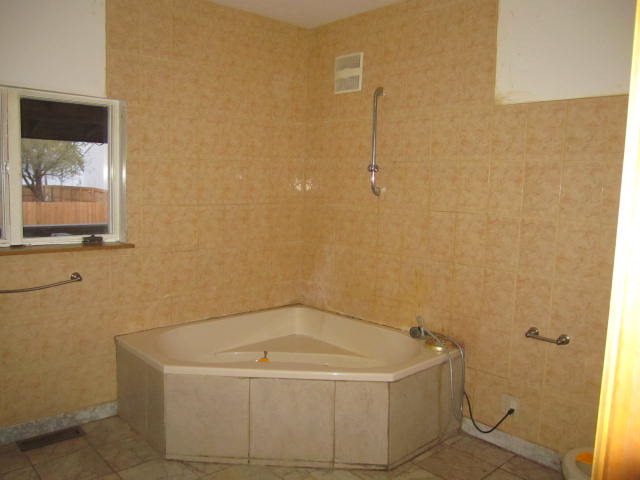 701 E Main St, Cornell, IL 61319 photo 7