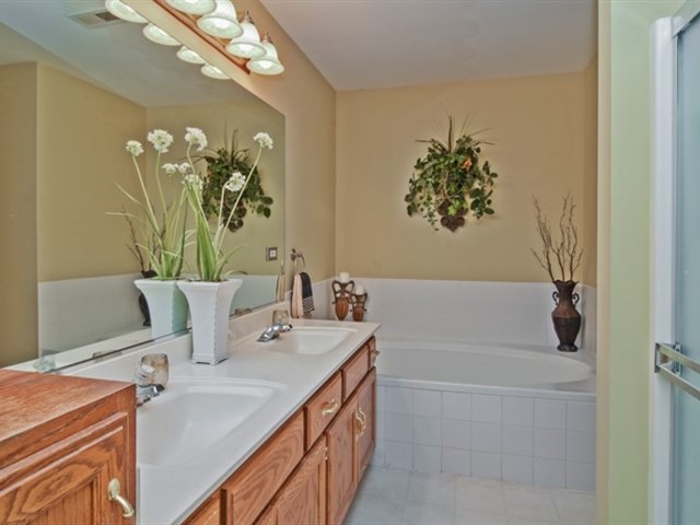 13512 Golden Eagle Cir, Plainfield, IL 60544 photo 18