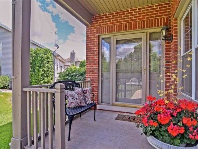 13512 Golden Eagle Cir, Plainfield, IL 60544 photo 2