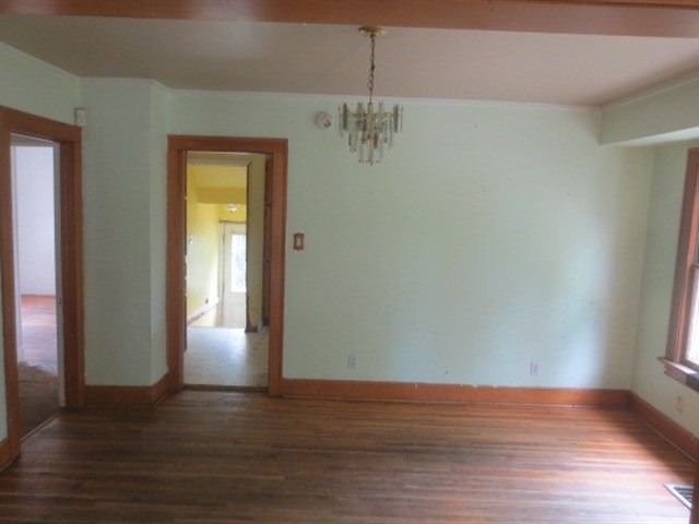 927 Douglas Ave, Aurora, IL 60505 photo 17