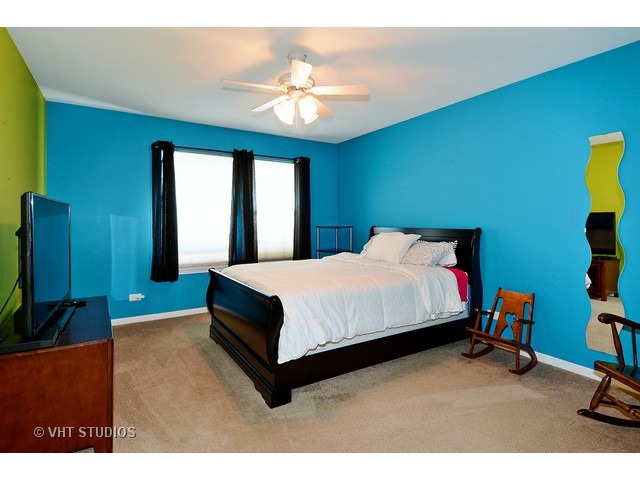 401 Hackney Ln, Oswego, IL 60543 photo 19
