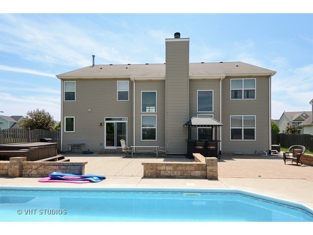 401 Hackney Ln, Oswego, IL 60543 photo 25