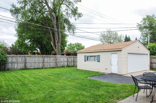 527 E Merle Ln E, Wheeling, IL 60090 photo 12