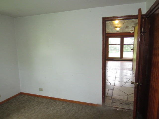 539 Aller Ave, Elgin, IL 60120 photo 17