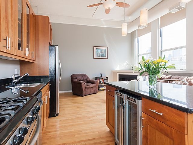 1019 W Jackson Blvd #2F, Chicago, IL 60607 photo 15