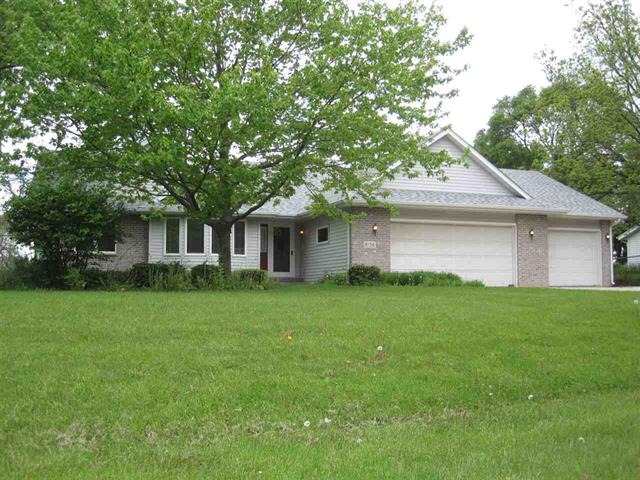 8156 Mccurry Rd, Roscoe, IL 61073 photo 1