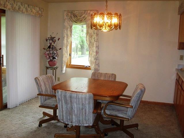 8156 Mccurry Rd, Roscoe, IL 61073 photo 6