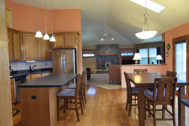 2301 Periwinkle Ln, Algonquin, IL 60102 photo 11